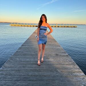 Elegant Blue Strapless Dress